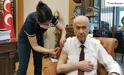 MHP Lideri Devlet Bahçeli 'de aşı oldu