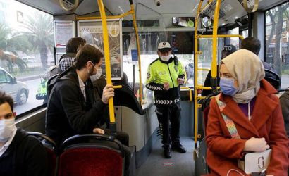 istanbul'da 65 yaş üstü ve 20 yaş altının toplu taşıma kısıtlaması kaldırıldı