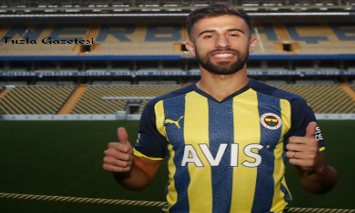 Fenerbahçe Diego Rossi ile 3 yıllık sözleşme imzalandığını KAP’a bildirdi.