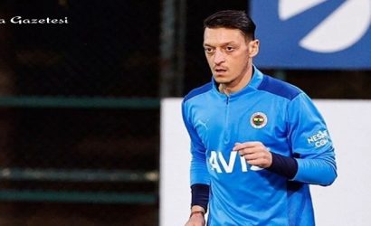 Fenerbahçe Mesut Özil ile karşılıklı anlaşarak yollarını ayırdı